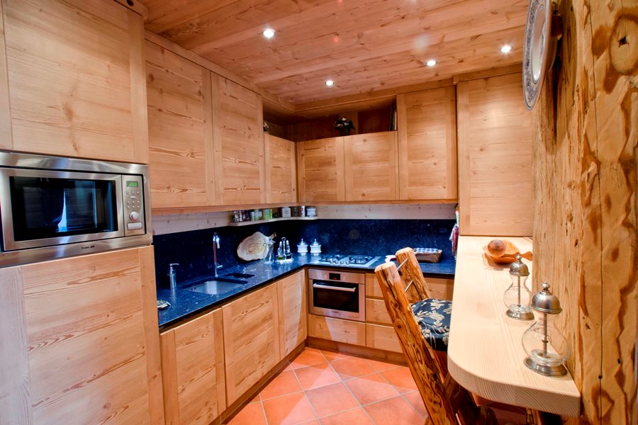 Angolo cucina in abete