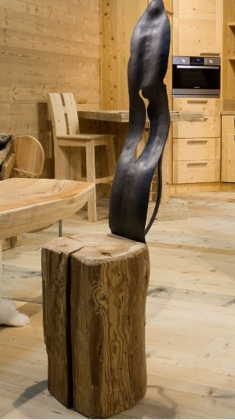 Stuhl Antelao mit Baumstamm