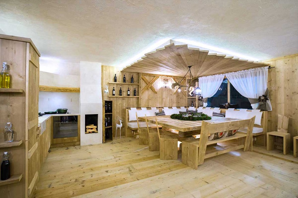 Rustic Basemnt Room
